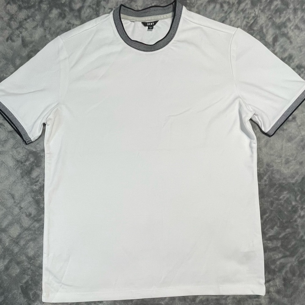 DKNY white t shirt for men size small